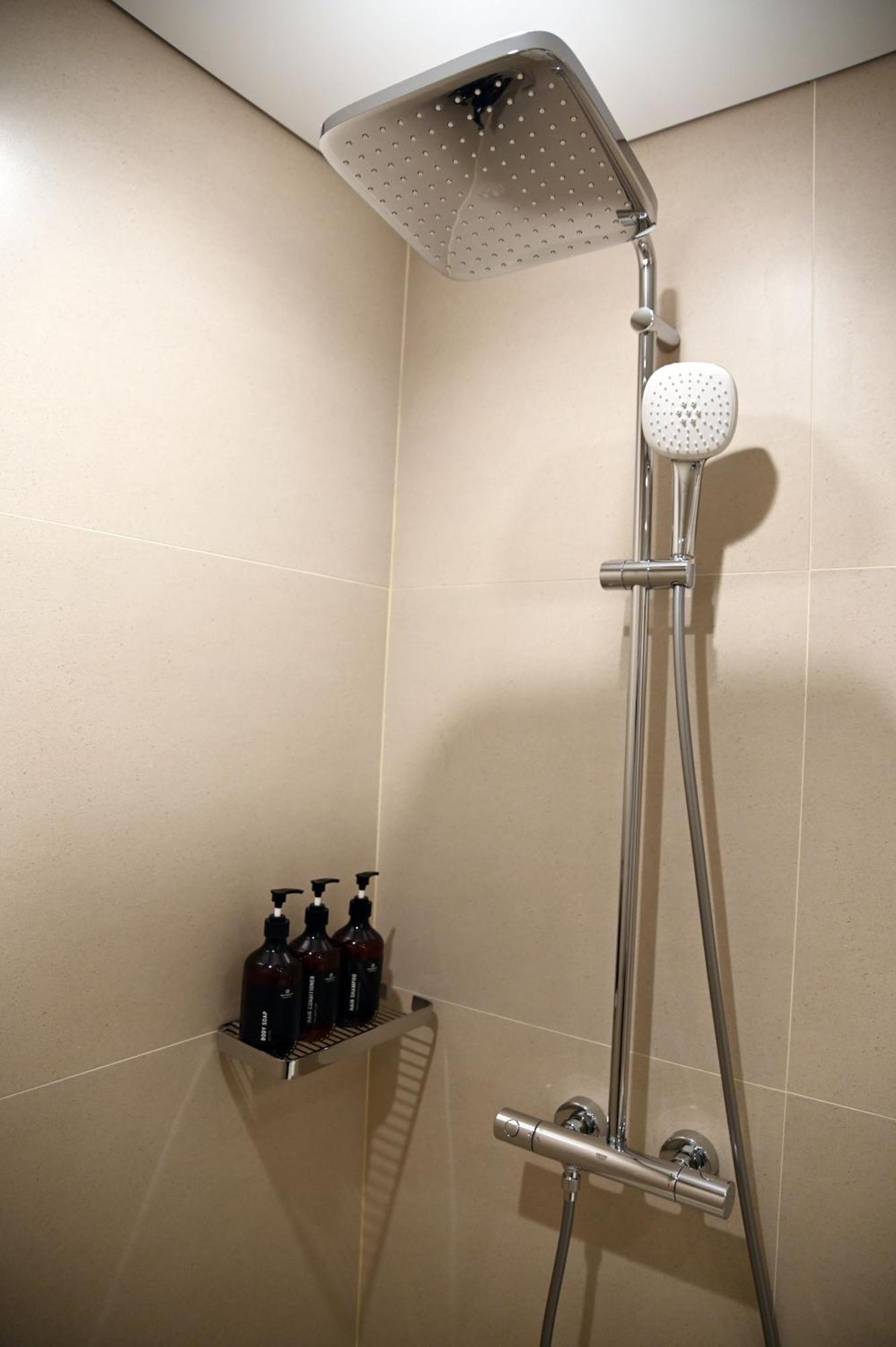 Resident Hotel Abay Almaty Luaran gambar